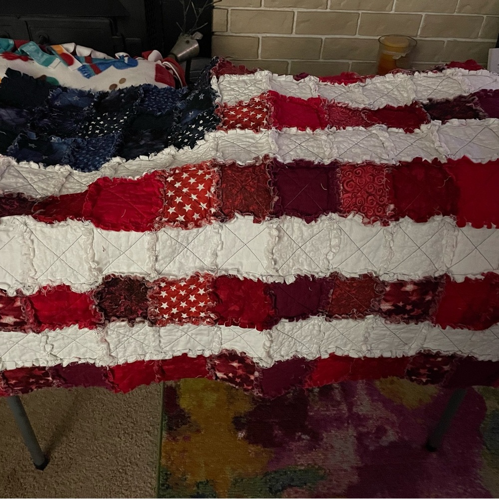 Handmade American flag rag quilt, crib size, new